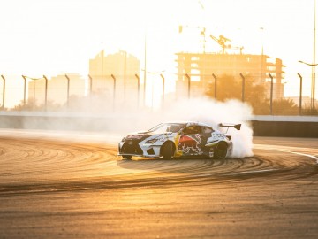 Driftingowy Lexus RC F